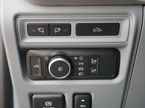 Certified 2021 Ford F150 XLT w/ Equipment Group 302A High image 17