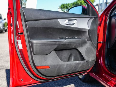 Used 2023 Kia Forte LXS image 22