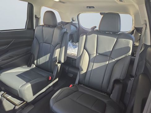 New 2025 Subaru Ascent Bronze Edition image 13