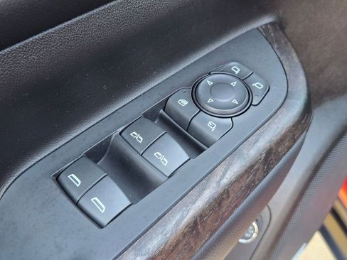 Used 2023 GMC Acadia Denali w/ Denali Ultimate Package image 27