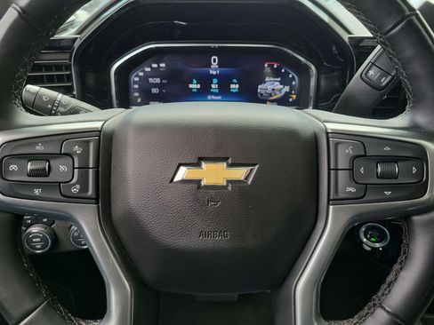 Used 2024 Chevrolet Silverado 2500 LTZ w/ LTZ Convenience Package AWD/4WD image 11