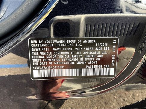 Used 2019 Volkswagen Passat 2.0T Wolfsburg w/ Wheels & Sunroof Package image 24