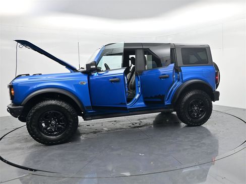 Used 2022 Ford Bronco Wildtrak image 56