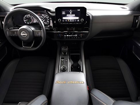 Used 2024 Nissan Pathfinder Rock Creek image 18