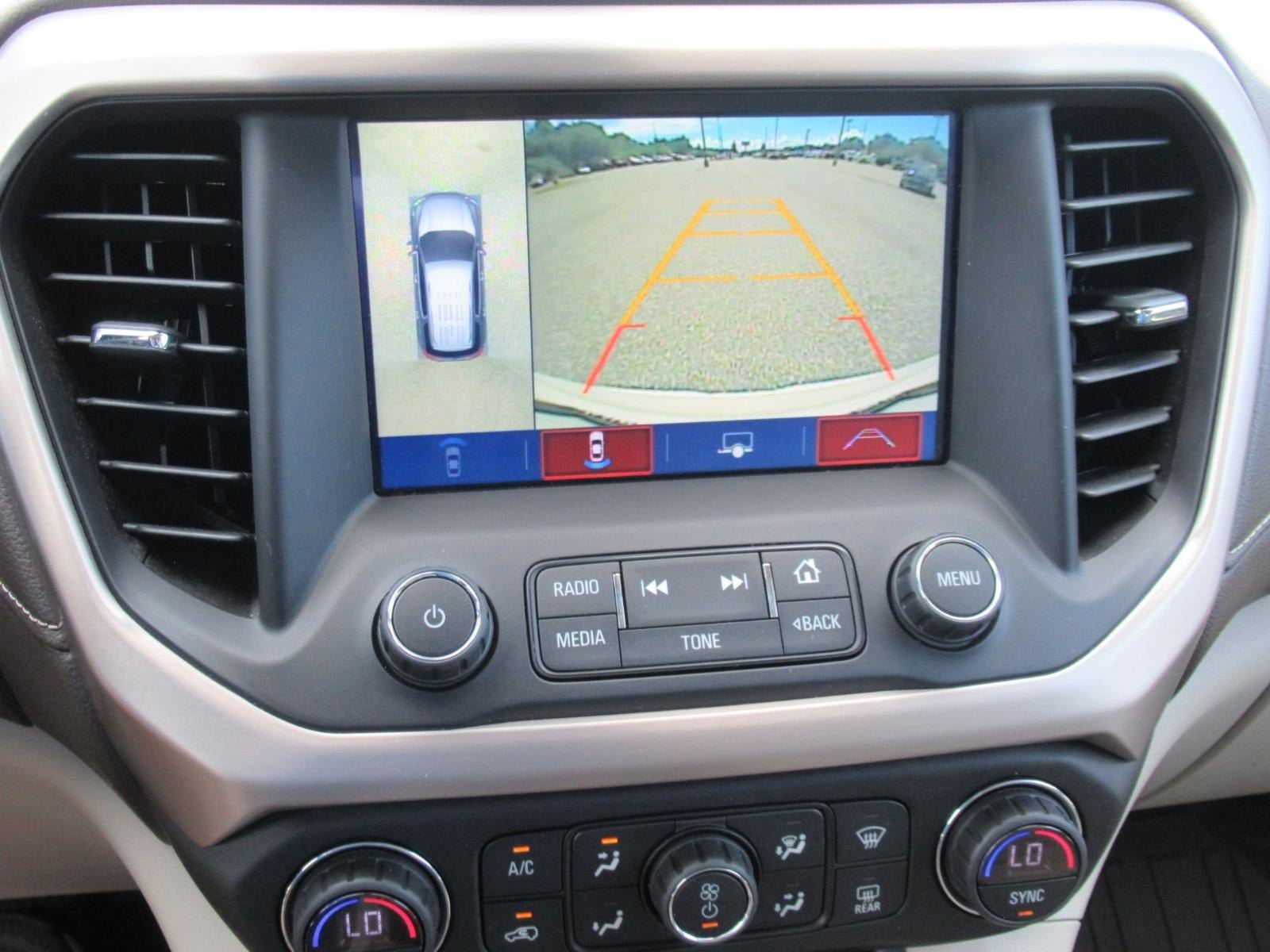 Used 2019 GMC Acadia Denali w/ Technology Package FWD image 32