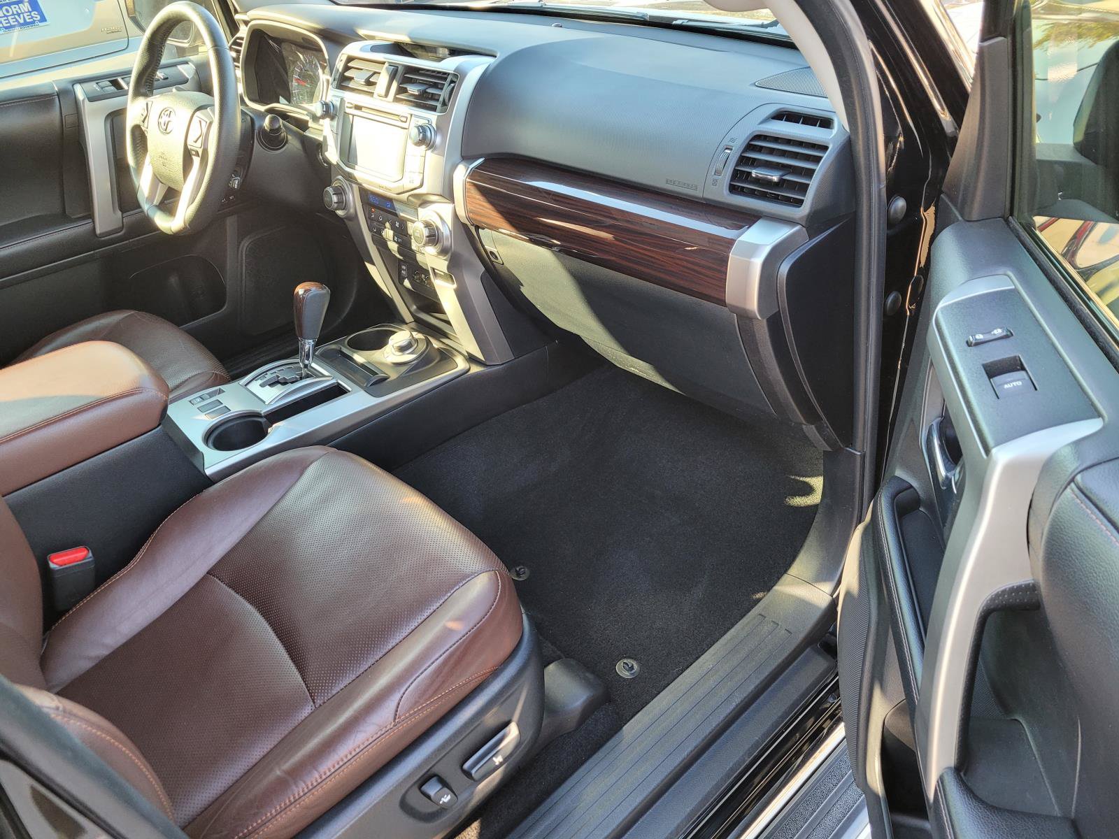 Used 2019 Toyota 4Runner Limited AWD/4WD image 23