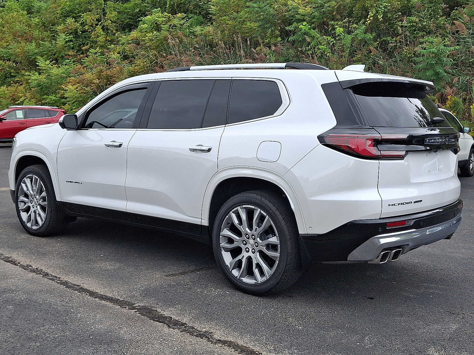 Used 2025 GMC Acadia Denali w/ Super Cruise Package AWD/4WD image 5