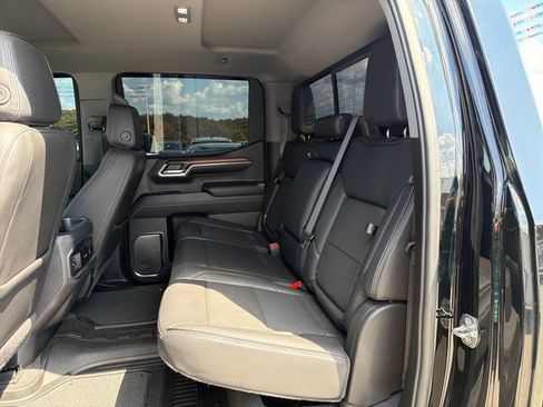 Used 2024 GMC Sierra 1500 Denali w/ Technology Package AWD/4WD image 35