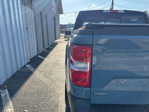 Used 2022 Ford Maverick Lariat w/ Lariat Luxury Package FWD image 13