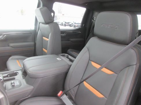 New 2026 GMC Sierra 1500 AT4 w/ AT4 Premium Package image 14