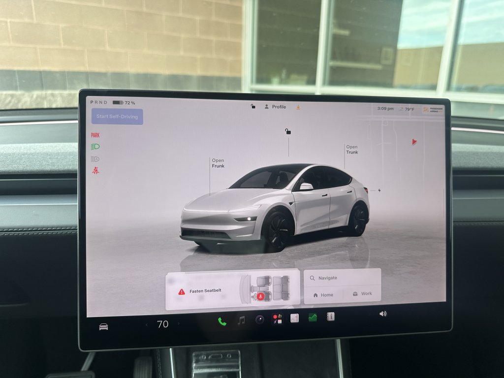 Used 2026 Tesla Model Y Long Range RWD image 19