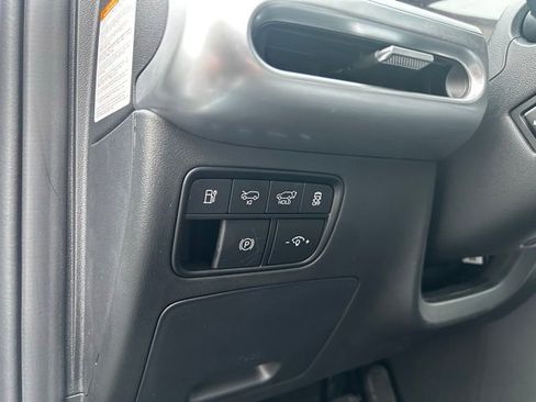 New 2026 Hyundai Ioniq 9 Limited image 12