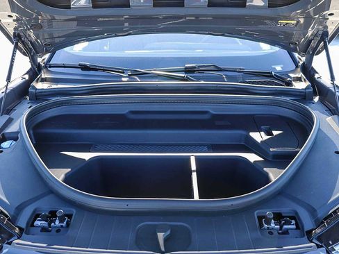 Used 2025 Audi Q6 e-tron Premium w/ Convenience Package image 37