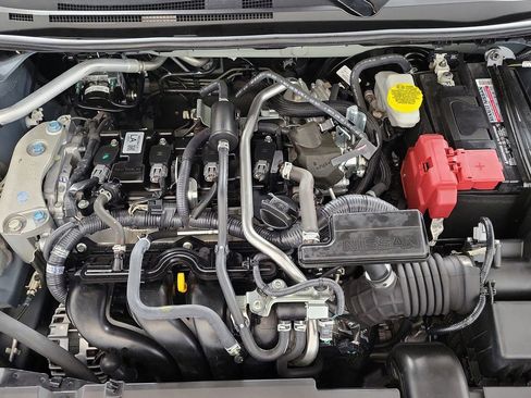 Used 2024 Nissan Sentra SV FWD image 10