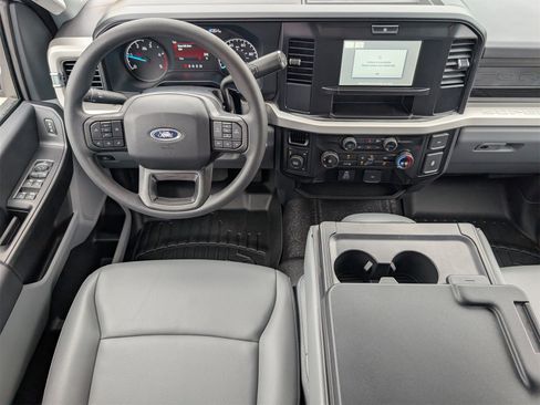 New 2026 Ford F350 XL w/ XL Chrome Package image 6