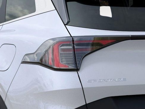 New 2026 Kia Sportage LX AWD/4WD image 11