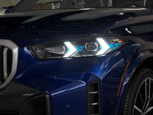 Used 2026 BMW X5 xDrive40i w/ M Sport Package image 35