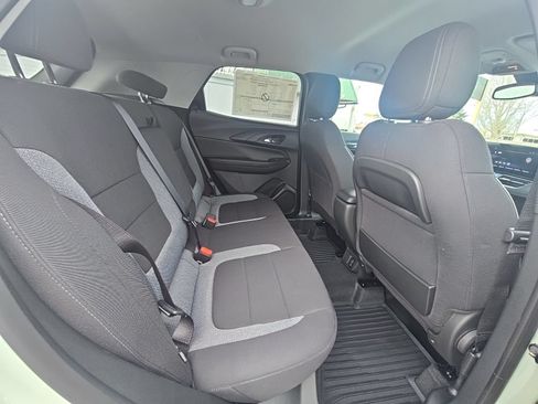 New 2026 Chevrolet TrailBlazer LT w/ Convenience Package AWD/4WD image 40