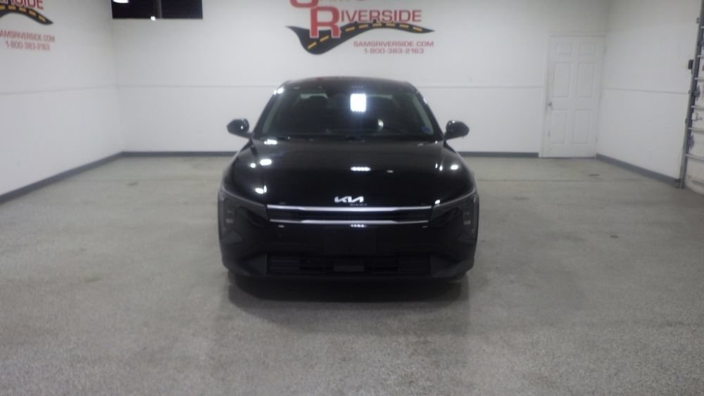 Used 2025 Kia K4 FWD image 6