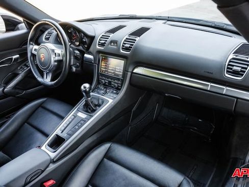 Used 2016 Porsche Cayman image 20