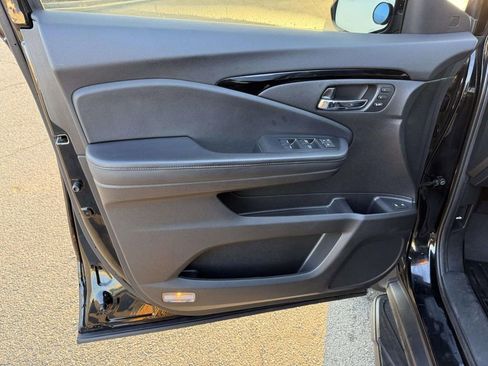 Used 2021 Honda Passport Elite image 12