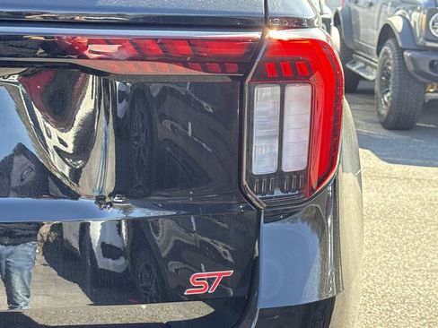 New 2026 Ford Explorer ST image 32