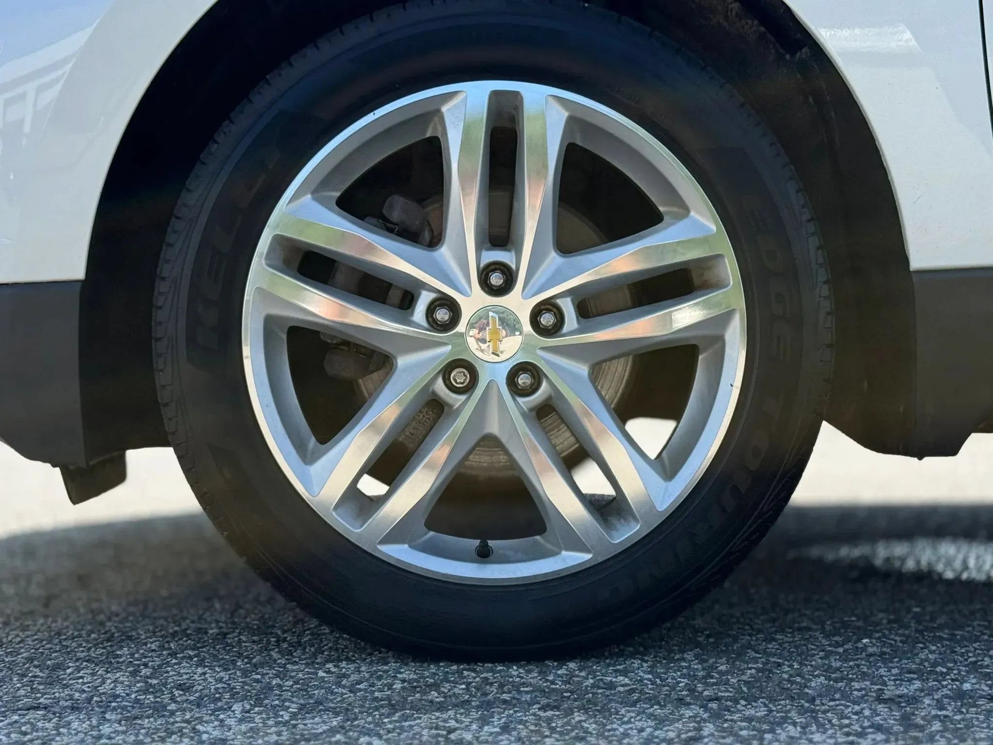 Used 2018 Chevrolet Equinox Premier w/ Premier True North Edition AWD/4WD image 31