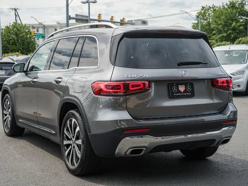 Certified 2023 Mercedes-Benz GLB 250 4MATIC image 5