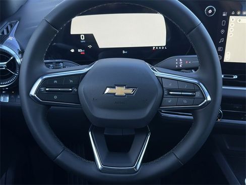 New 2026 Chevrolet Equinox LT image 11