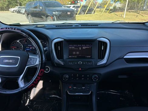 Used 2020 GMC Terrain SLE w/ Elevation Edition image 14