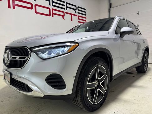 Used 2026 Mercedes-Benz GLC 300 4MATIC image 2