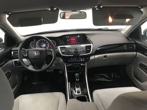 Used 2016 Honda Accord LX image 24