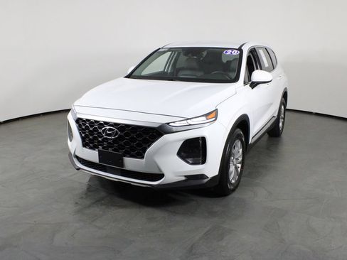 Used 2020 Hyundai Santa Fe SEL FWD image 2