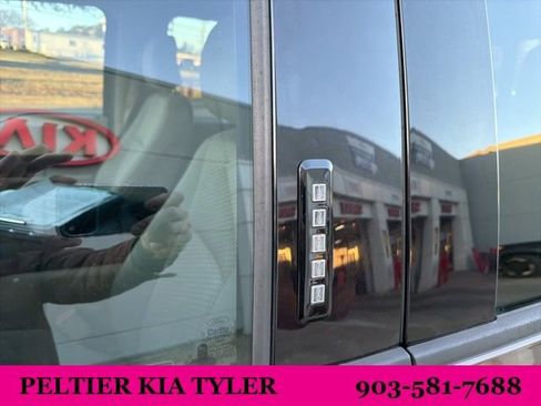 Used 2015 Ford F150 XLT w/ Equipment Group 302A Luxury image 7