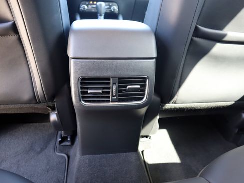 Used 2019 MAZDA CX-5 Touring image 38