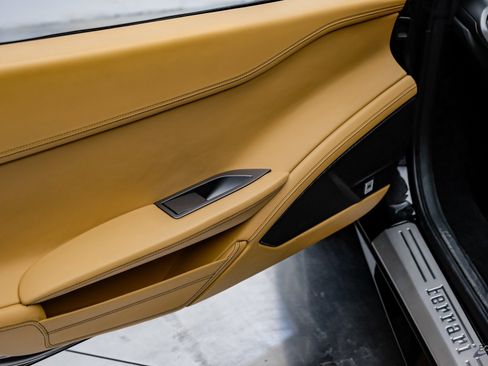 Used 2012 Ferrari 458 Italia Coupe image 78