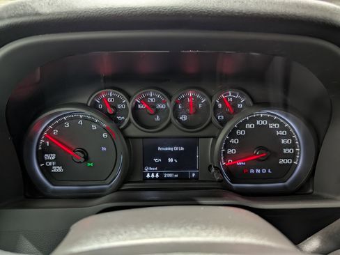 Used 2024 Chevrolet Silverado 1500 Custom image 21