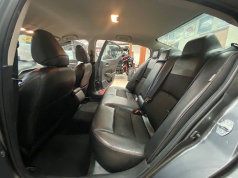 Used 2023 Nissan Altima 2.5 SR FWD image 12