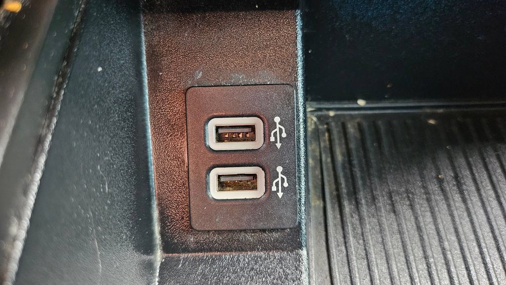 Used 2020 Ford F150 XLT w/ Equipment Group 302A Luxury RWD image 38