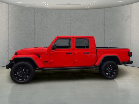 Used 2024 Jeep Gladiator Sport AWD/4WD image 10