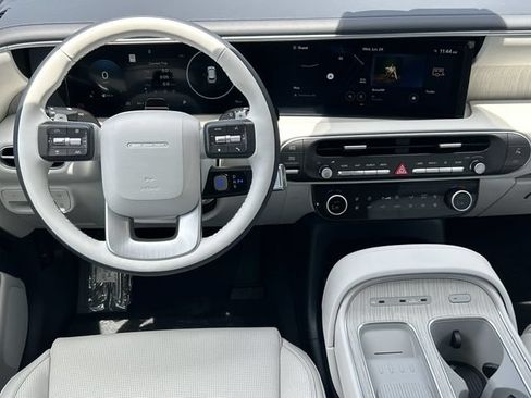 New 2026 Hyundai Palisade Calligraphy FWD image 23
