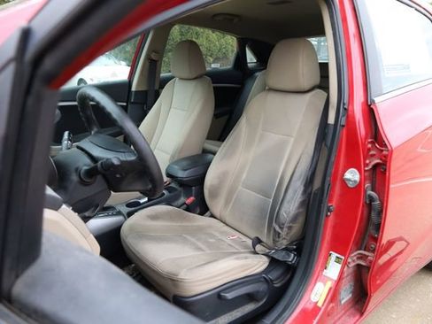 Used 2014 Hyundai Elantra GT image 12