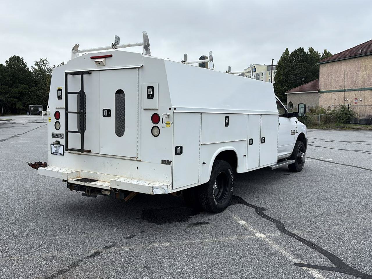 Used 2017 RAM 3500 Tradesman w/ Power & Remote Entry Group RWD image 5