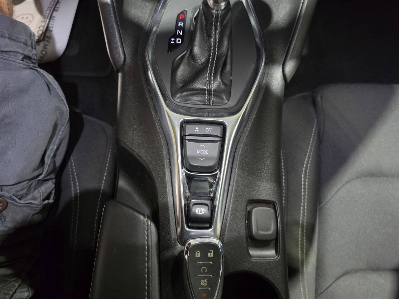 Used 2021 Chevrolet Camaro LT w/ RS Package RWD image 33