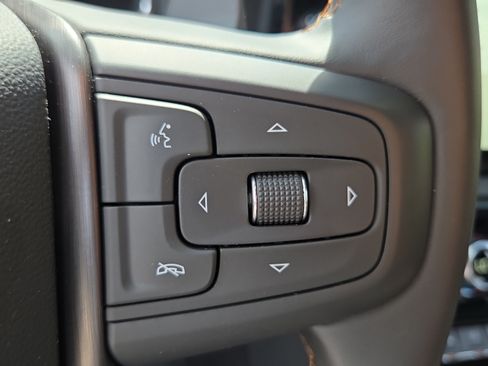 Certified 2026 GMC Sierra 1500 AT4 w/ AT4 Premium Package AWD/4WD image 32