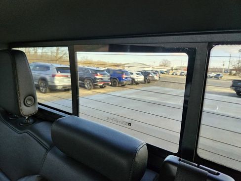 Used 2024 Chevrolet Silverado 2500 LTZ w/ LTZ Convenience Package image 32