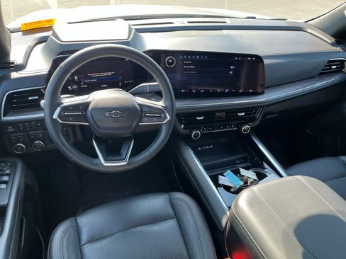 Used 2025 Chevrolet Tahoe Z71 w/ Z71 Off-Road Package image 7