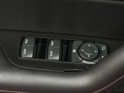 Used 2022 Chevrolet Blazer RS w/ Enhanced Convenience Package image 17