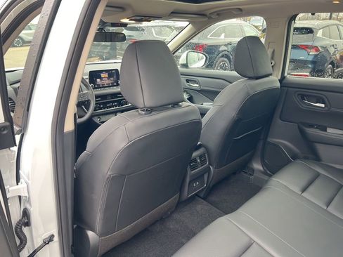 Certified 2026 Nissan Rogue SV w/ SV Premium Package image 10