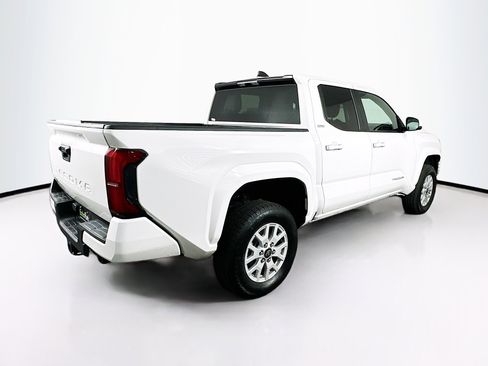 Used 2024 Toyota Tacoma SR5 image 9